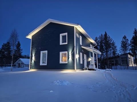 Property building, Winter