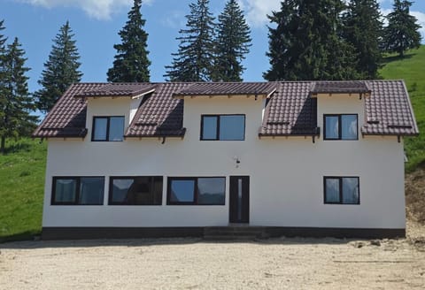 Property building, Natural landscape