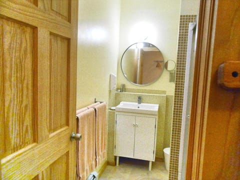 Catskill Rose Lodging & Dining Inn in Shandaken