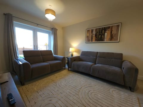 TV and multimedia, Living room