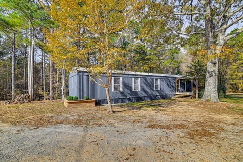 Countryside Home with Pond and Pasture Views in Iuka! House in Pickwick Lake