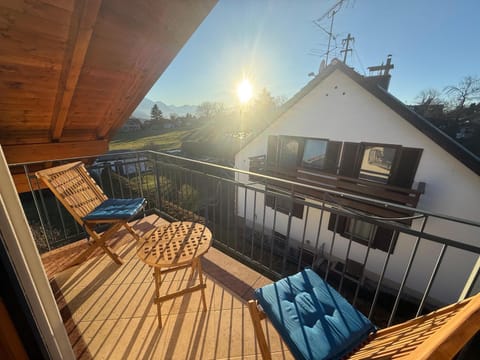 Patio, Day, View (from property/room), Balcony/Terrace, Living room, Seating area, sunbed