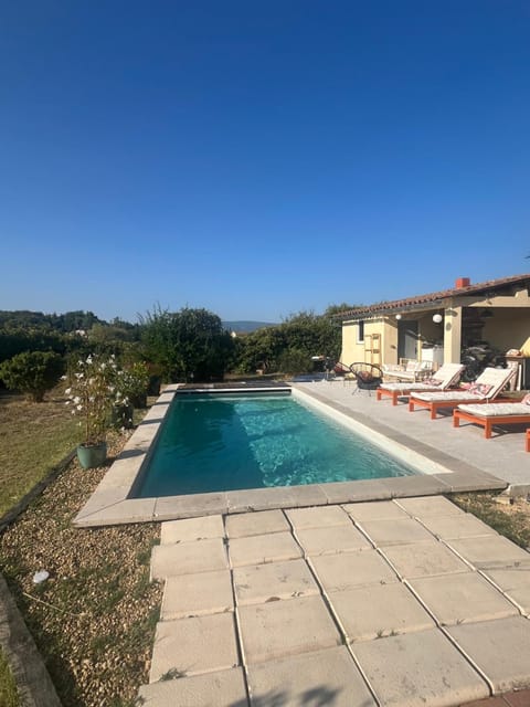 Suite privée tout confort Bed and Breakfast in Apt