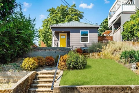 Fremont Bungalow with Backyard View Seattle House in Fremont