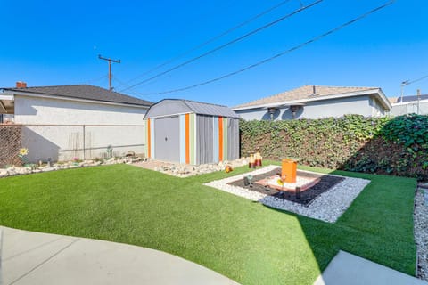 Stylish Home Near SoFi Stadium, LAX and Long Beach House in Compton