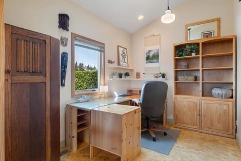 Central Charm with Office & Peaceful Yard House in Seattle