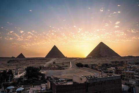 Nearby landmark, Day, Natural landscape, Landmark view, Sunrise, Sunset, group of guests
