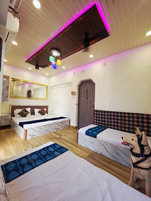 Bed, air conditioner