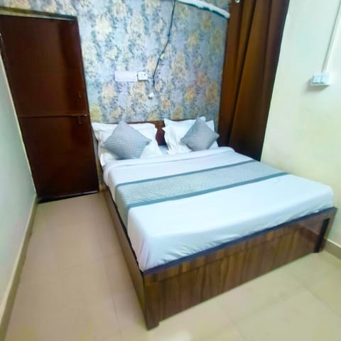 Luxury 2BHK near Ram Nagar Metro - Royal Oasis Apartment in Jaipur