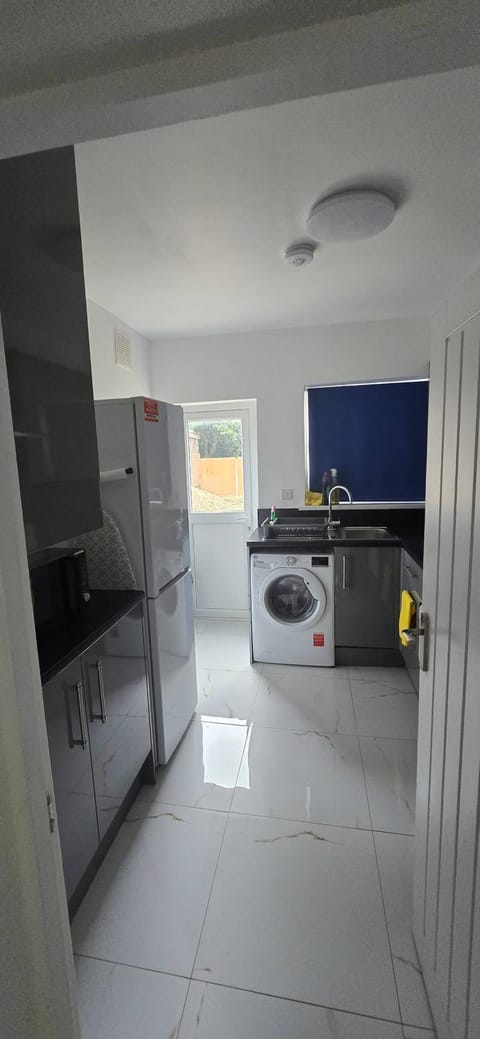 laundry, washing machine