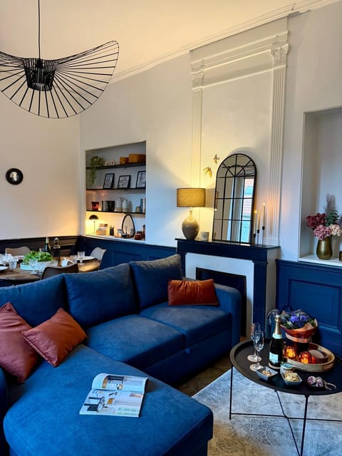 Grand F2, quartier historique de Moulins, 5 pers Apartment in Bourgogne-Franche-Comté