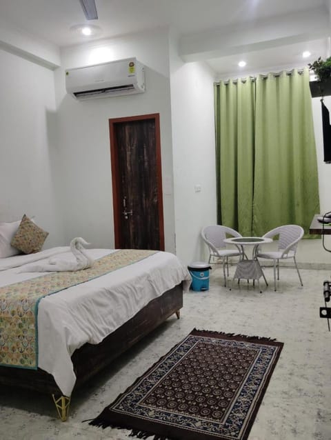 Hotel golden Eagle home stay Vacation rental in Jaipur