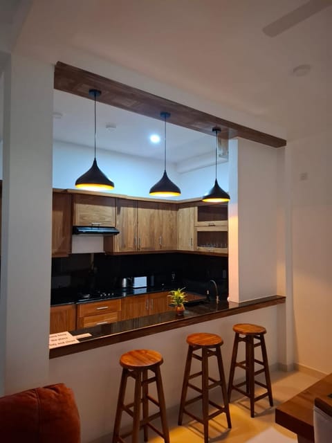 Kitchen or kitchenette, Dining area, stove