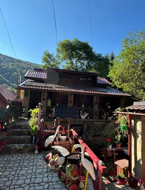 Property building, Natural landscape
