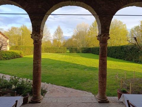 Property building, Patio, Spring, Day, Garden view