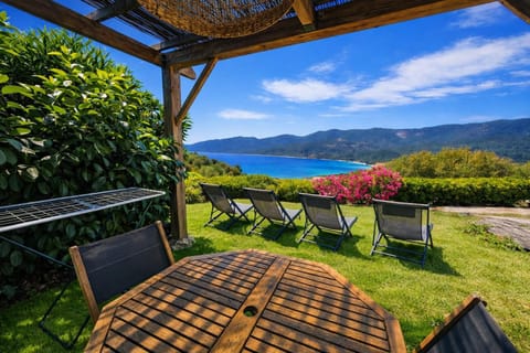 Patio, Facade/entrance, Spring, Day, Natural landscape, Garden, Garden view, Sea view, sunbed