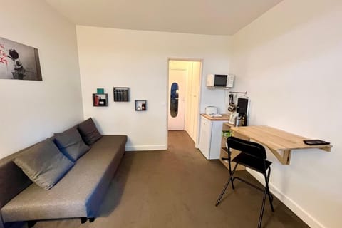 Bright studio near the Parc des Princes Apartment in Paris