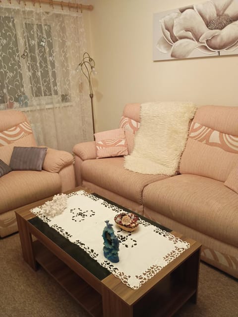 Dana's room - free wifi & parking Vacation rental in Lincoln