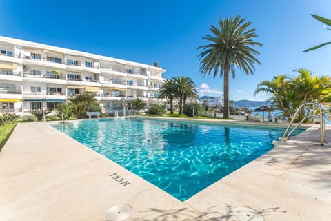 Garden, Swimming pool