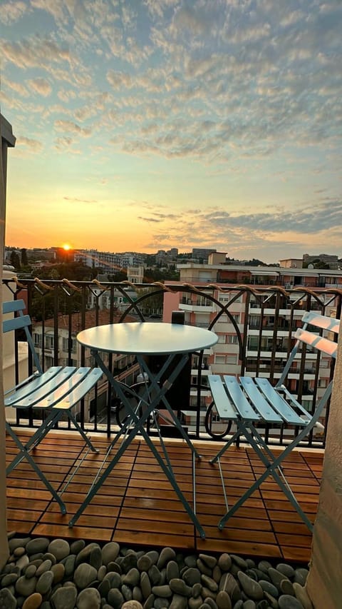 View (from property/room), Balcony/Terrace, Sunset
