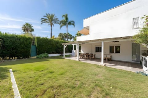 Property building, Garden