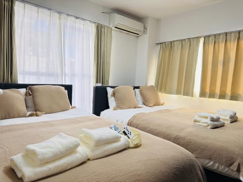 Bed, air conditioner