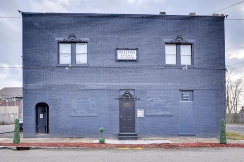 Canton Condo Near Football Hall of Fame and Dtwn! Apartment in Canton