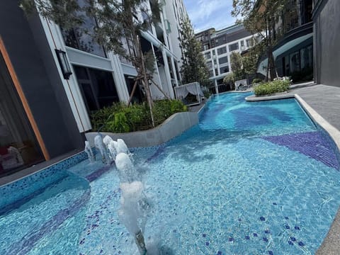 Property building, Swimming pool