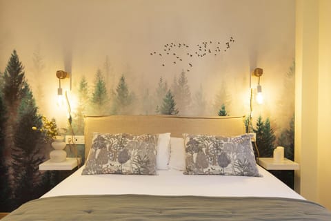Bed, Bedroom