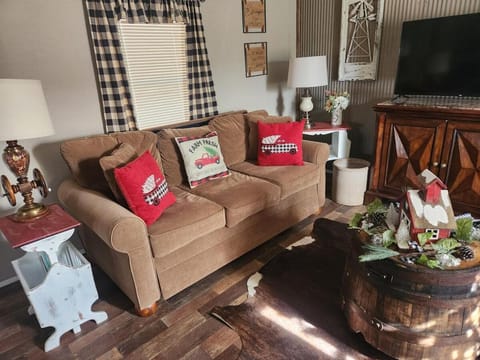 The Farmhouse a quiet retreat in a country setting House in Arkansas