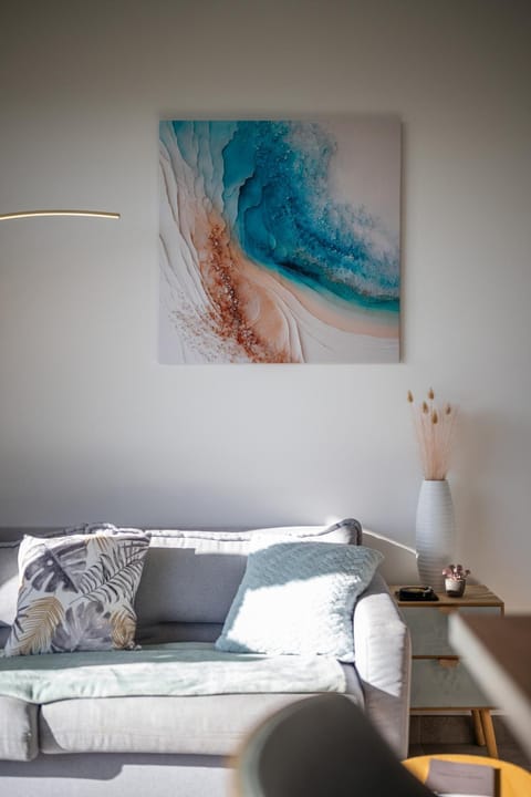 Modern Luxury - Sea View over Èze Village Apartment in Eze