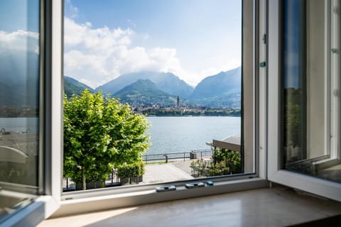 Nearby landmark, Natural landscape, View (from property/room), Lake view, Mountain view