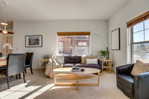 Walkable Condo 5 Mi to Winter Park Resort! Apartment in Fraser