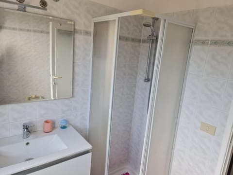 Casa Fuxia Apartment in Cecina