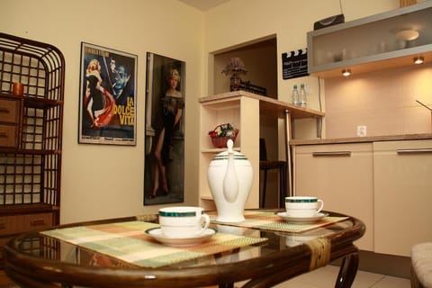 Kitchen or kitchenette, Photo of the whole room