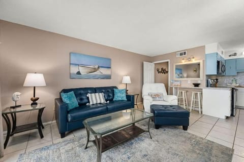 The Summit 1023 - Gulf Front Condo House in Upper Grand Lagoon