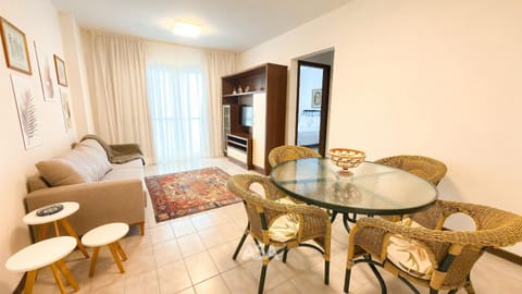 Dining area, Dinner