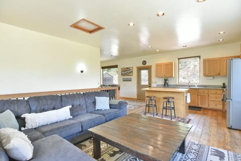 Breck Mountain Lookout - Dog Friendly Home House in Breckenridge