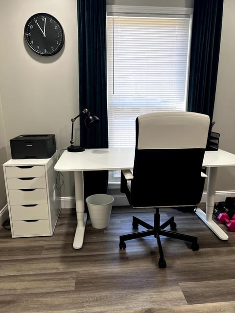 Quiet Stylish Stay with Office Space near Downtown House in Greenville