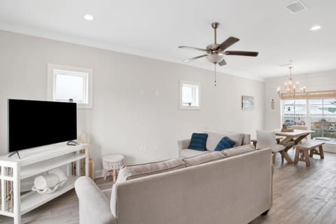 Splendor at Summer Salt House in Orange Beach