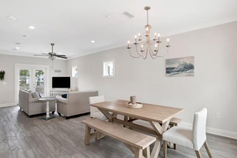 Splendor at Summer Salt House in Orange Beach