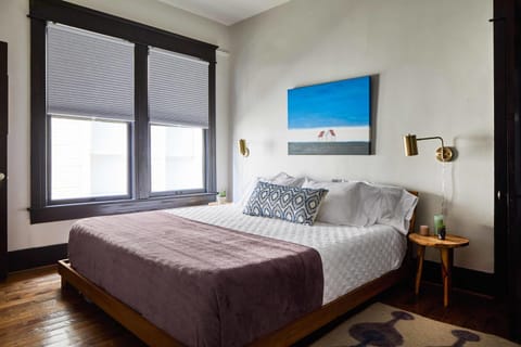 Apt1Charles - Accessible Access Parking Apartment in Vestavia Hills