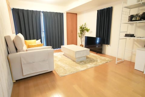 TV and multimedia, Kitchen or kitchenette, Living room