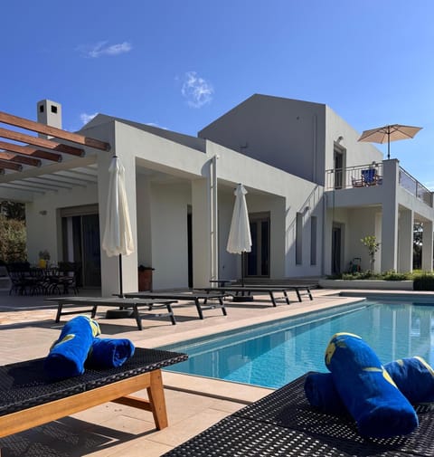 Patio, Balcony/Terrace, Pool view, Swimming pool