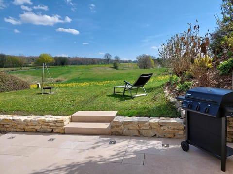 BBQ facilities, Garden view, sunbed