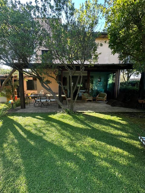 Property building, Patio, Garden