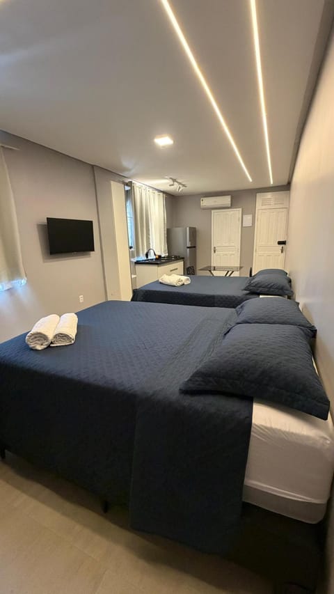 Bed, TV and multimedia, towels