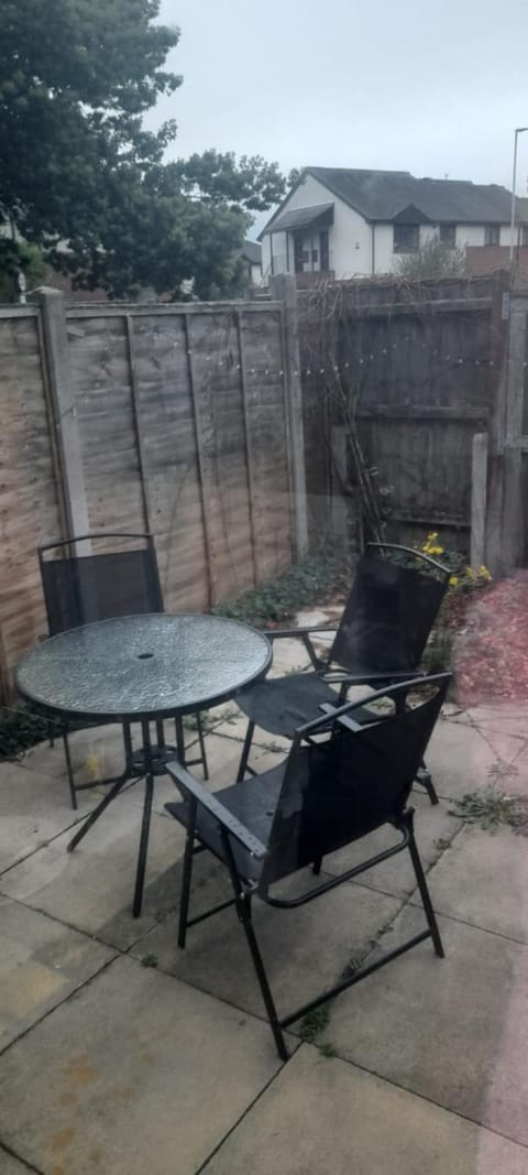 Cozy house Vacation rental in Poole