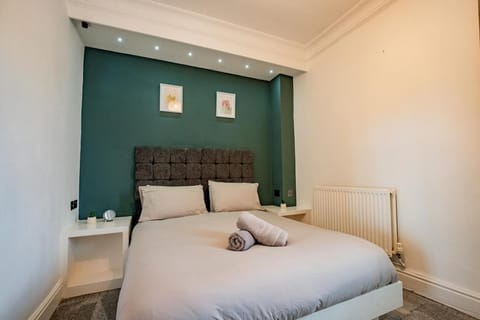 Marchmont, parabola Road Apartment in Cheltenham