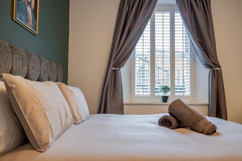 Marchmont, parabola Road Apartment in Cheltenham